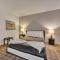 Luxury Waterfront Condo