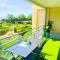 1 bedroom Sea view, swimming pool, beach on foot, parking