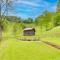 Cozy Mars Hill Farmhouse with Scenic Views - Mars Hill
