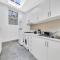 Melbourne Guest House with Parking and Courtyard - Melbourne