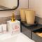 Cat Ba Viet Hoa Hotel & Residence - Pool & Bar