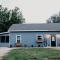Creed's Cottage at Four Oaks - New Braunfels