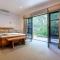 Blue Skies I Private Properties - دانسبورو