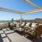 Kronos on the Beach Attic Suite - Barcelone