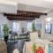 CASA EDA, Modern Contemporary Central Apartment inside the Walls of Lucca - لوكّا