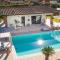 The Luxury Beach Villa with shared Swimming Pool, between Viareggio and Torre del Lago Puccini