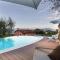 Villa Alberta, Panoramic 4 Bedrooms Farmhouse with Private Pool in Lucca close to Town Centre