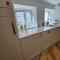 Spacious & Renovated 1-Bed Garden Flat in London - London