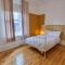 6 Bed Mansion Sleeps 20 Free Parking