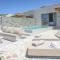 Solus Suites Milos - Adamas