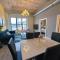 Chic Cozy 3BR Michigan Avenue Spacious Suite Close to Iconic Chicago Landmarks & Attractions