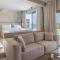 Solus Suites Milos