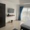 Ocean Breeze Studio Apartment by Jayko Ocean Breeze Studio Apartment by Jayko