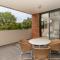 Urban 2BR APT 3 mins to Canberra Railway Station - Kingston 