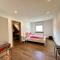 Vintage Apartment