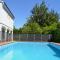Gran Chalet con Piscina (8-10 pp)