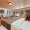 Creekside Suites 12 by Estes Park Condos