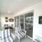 Studio a 100m Bosque, Centro e Cambuí- Home Office, Piscina, Sauna, Jacuzzi, Fitness
