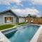 Modern Deluxe - Havelock North Holiday Home
