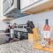 Luxe Beach House with BBQ Grill and Pool Access - 高地景观
