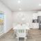 Luxe Beach House with BBQ Grill and Pool Access - 高地景观