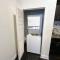 McCormick Pl HUGE 5Br 2Ba with Pool table and optional parking sleeps 12 - Chicago