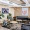 Wex829- Modern Woodstock Apartment with pool and gym access and secure parking