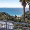 2 Levels of Magnificient Sea Views