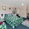 Sandy Cottage - Tokerau Beach Holiday Home