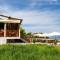 Amoudi Studios Apartments Hotel