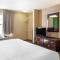 Relax Suites Extended Stay - La Mirada
