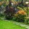 Villa Woods & Palms