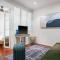 Eclectic Rushcutters Gem - Foosteps to the Harbour