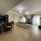 AMWAJ JBR Walk Beachfront Apt - 迪拜