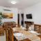 The Islands Breeze Villa
