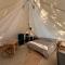 Grand tepee glamping pour 2 - 圣利法尔