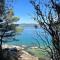 Haven apartment with pool next to the beach - Slatine