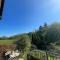 Hilltop walkers paradise with a view, sleeps 10 - Fernhurst