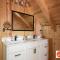 Wonderful Log Cabin near private beach and lake access - Saugatuck