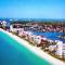 Gulf Access Waterfront Oasis with Heated Pool! Near Beach & Mercato! - Naples