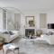 Wonderful & large flat in the 7th - Eiffel Tower - Paríž
