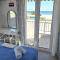 Lina's BeachFront Apartment by Optimum Link - 尼欧波洛伊