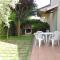 880 - Appartamento trilocale a Marcelli con portico e giardino, climatizzato