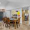 Serenity by the Water 3-Bedroom Luxury Escape with King Beds in a Tranquil Setting - جزيرة ماركو