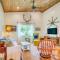 Stilt-Style Cottage Less Than 1 Mi to Downtown Yankeetown! - Yankeetown