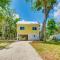 Stilt-Style Cottage Less Than 1 Mi to Downtown Yankeetown! - Yankeetown