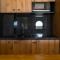 Loadstar Rooms & Suites