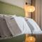 Loadstar Rooms & Suites
