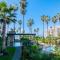 Oceanview Retreat - Steps to the Beach and 2 Pools - Oceanside