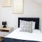 The Berriman Collection Stylish Apartment Sleeps 3 - Cardiff